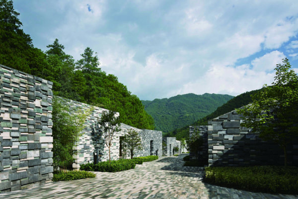 Yunfeng Spa Resort (©Kengo Kuma & Associates)