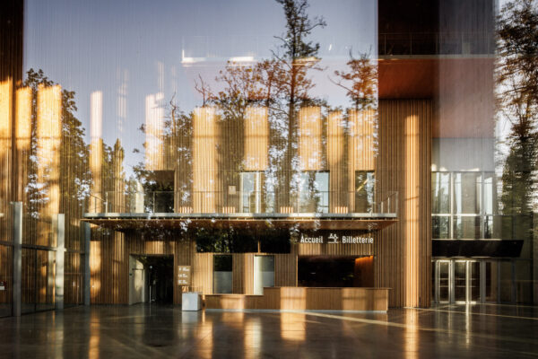 Forest Edge (©11h45) Forest Edge (©11h45)