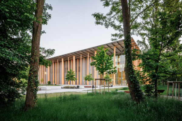 Forest Edge (©11h45) Forest Edge (©11h45)