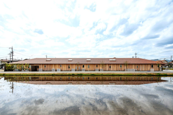 Sakuragaoka Childcare Center (©Masato Yamaguchi)