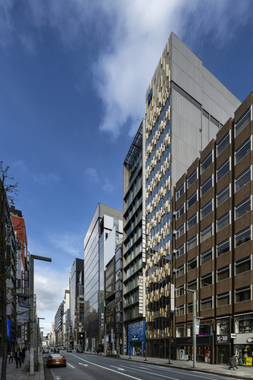 Hulic & New GINZA 8 – Excellent Timber Use Facility Contest Ministry of the Environment Award (© FOTOTECA)