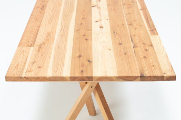 Moku-An Table & Bench (© TAKAHIDE HASHIMOTO)