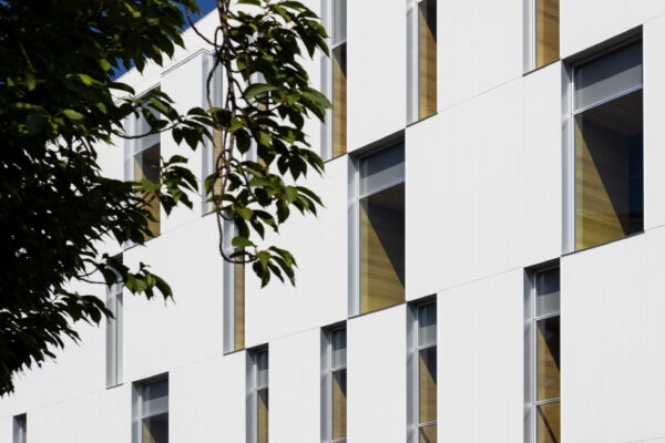 Helpso Hub-3 Toyo Univ. (©Kawasumi-Kobayashi Kenji Photograph Office)