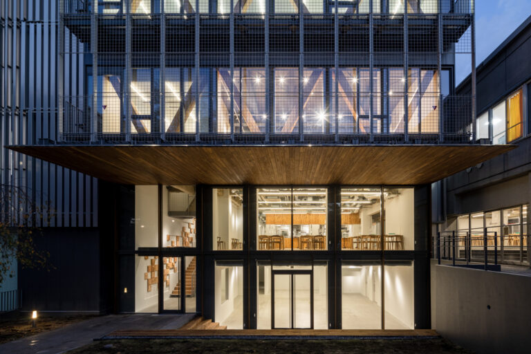東京藝術大学国際交流棟 Hisao & Hiroko TAKI PLAZA | 隈研吾建築都市設計事務所