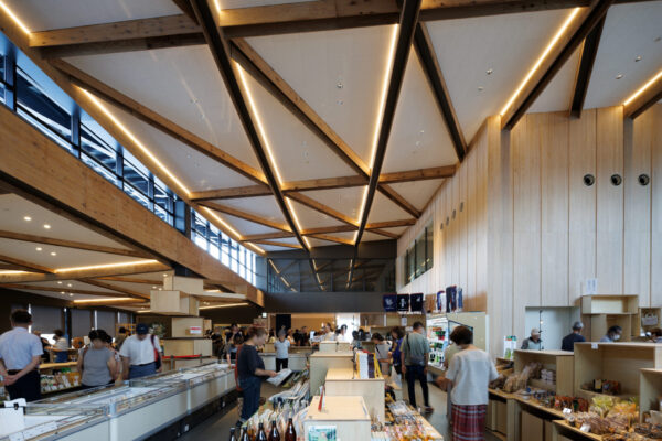 道の駅 あいの土山 (©︎ Masaki Hamada / kkpo)