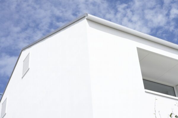 無印良品「窓の家」 (© MUJI HOUSE Co.,LTD)