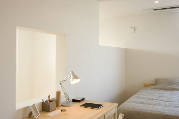 無印良品「窓の家」 (© MUJI HOUSE Co.,LTD)