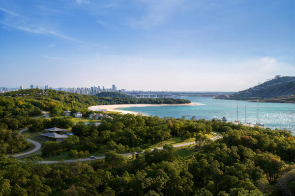 Pingtan Zhuyu Bay Marina + Masterplan (©Kengo Kuma & Associates) Pingtan Zhuyu Bay Marina + Masterplan (©Kengo Kuma & Associates)