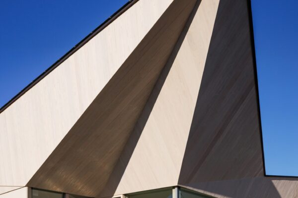 Sakaimachi Sunaba (© Masaki Hamada / kkpo)