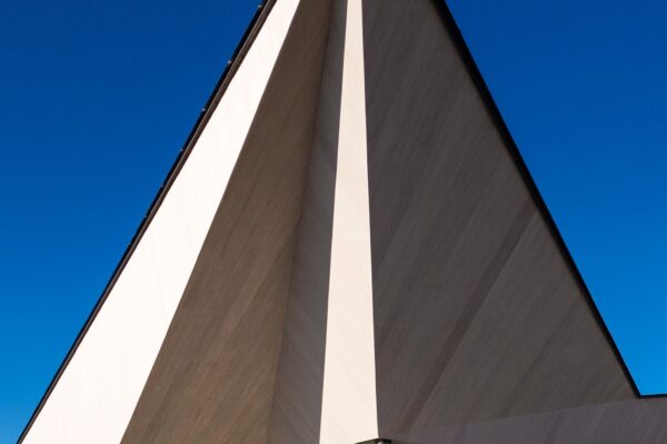 Sakaimachi Sunaba (© Masaki Hamada / kkpo)