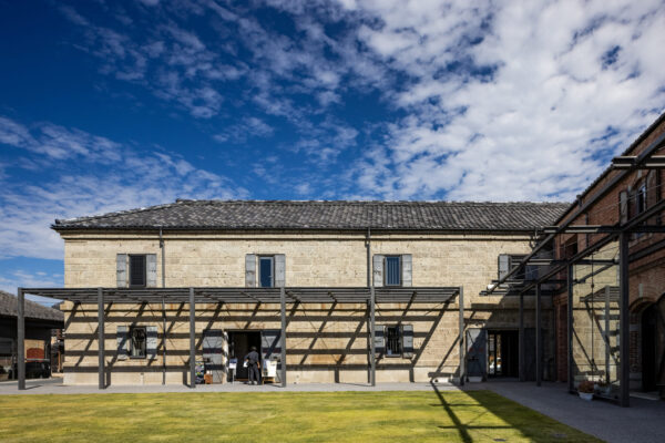 Tomioka Warehouse No.1 and No.2 Warehouse (©︎ Masaki Hamada / kkpo)