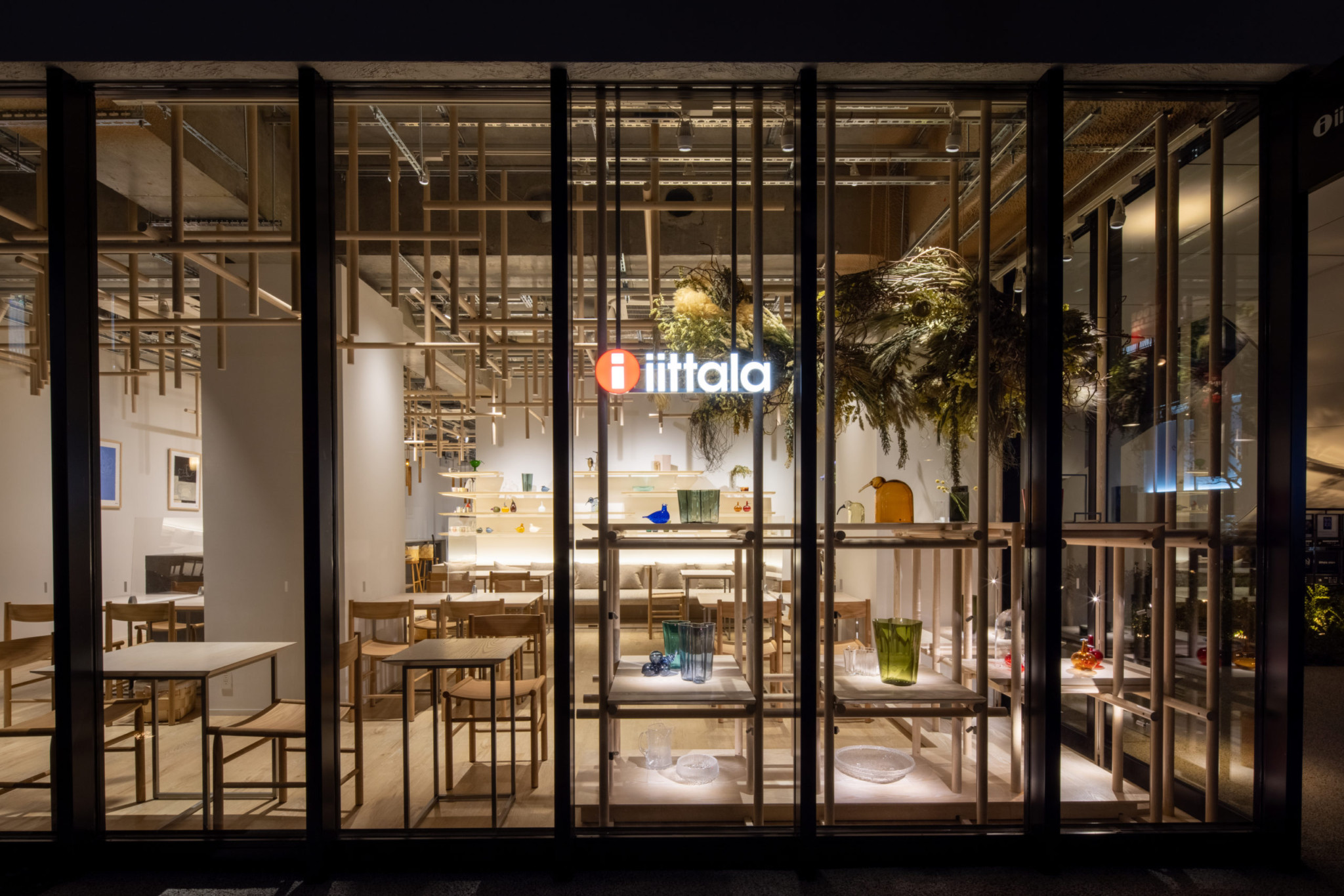 Iittala Omotesando Store & Café | ©Kazuhiko Miyazawa Iittala Omotesando Store & Café | ©Kazuhiko Miyazawa