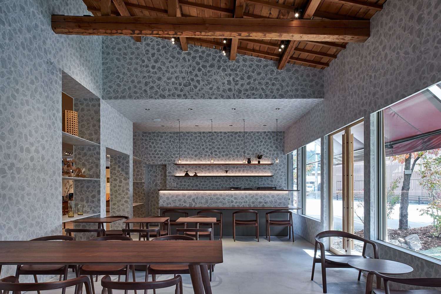 Hida Takayama Café ”Chair & Coffee” | © Masayuki Hayashi