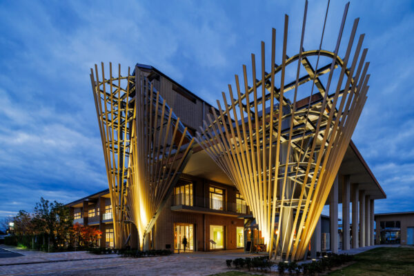 築上町図書館 築きのもり (©︎ Masaki Hamada / kkpo)