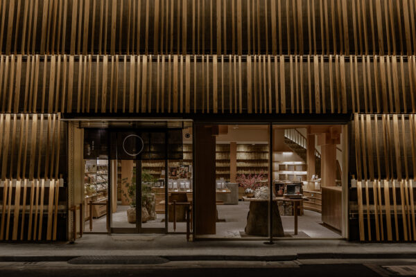 Kayanoya Ginza (© Keishin Horikoshi/SS)