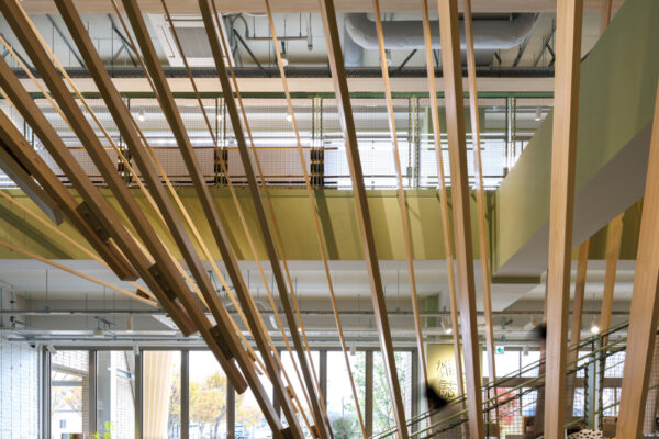 築上町図書館 築きのもり (©︎ Masaki Hamada / kkpo)