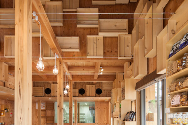 開花亭 kuri-ya (© Kawasumi・Kobayashi Kenji Photograph Office)