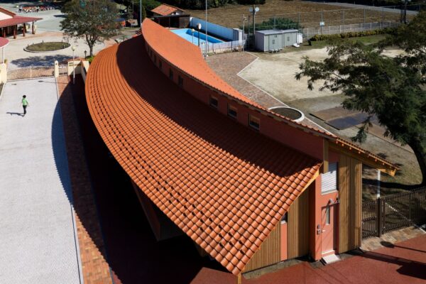 トリミング by Libraryチーム | ©︎ Masaki Hamada / kkpo