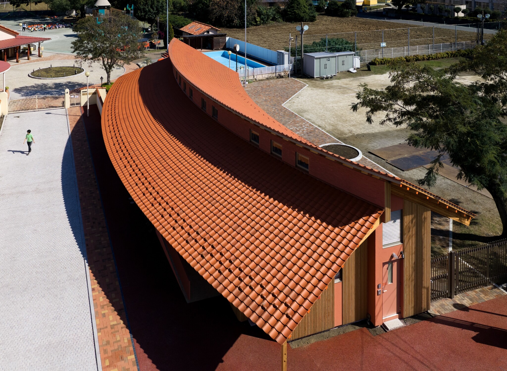 トリミング by Libraryチーム | ©︎ Masaki Hamada / kkpo