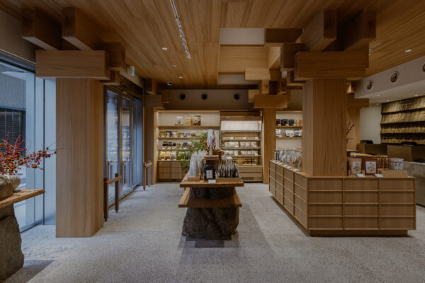 Kayanoya Ginza (© Keishin Horikoshi/SS)