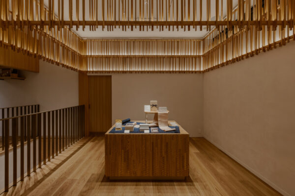 Kayanoya Ginza (© Keishin Horikoshi/SS)