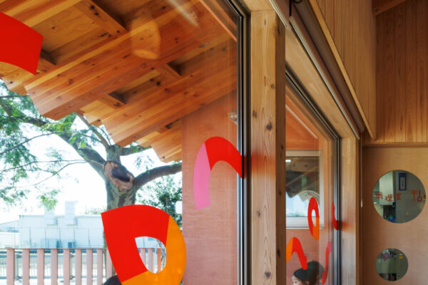 Tsubominouta Nursery School (©︎ Masaki Hamada / kkpo)