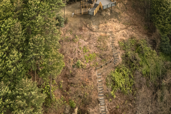 Kannabiyama Observatory (©Takeshi Noguchi)