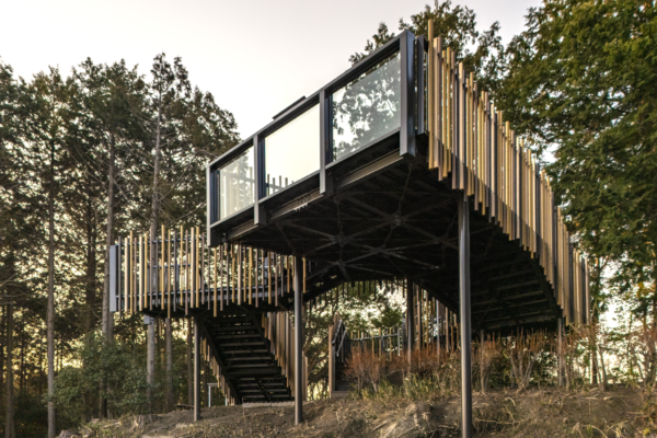 Kannabiyama Observatory (©Takeshi Noguchi)