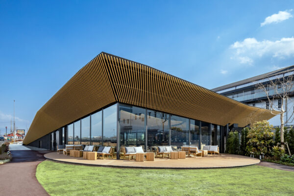 KIRISHIMA GREENSHIP icoia (© Kawasumi・Kobayashi Kenji Photograph Office)