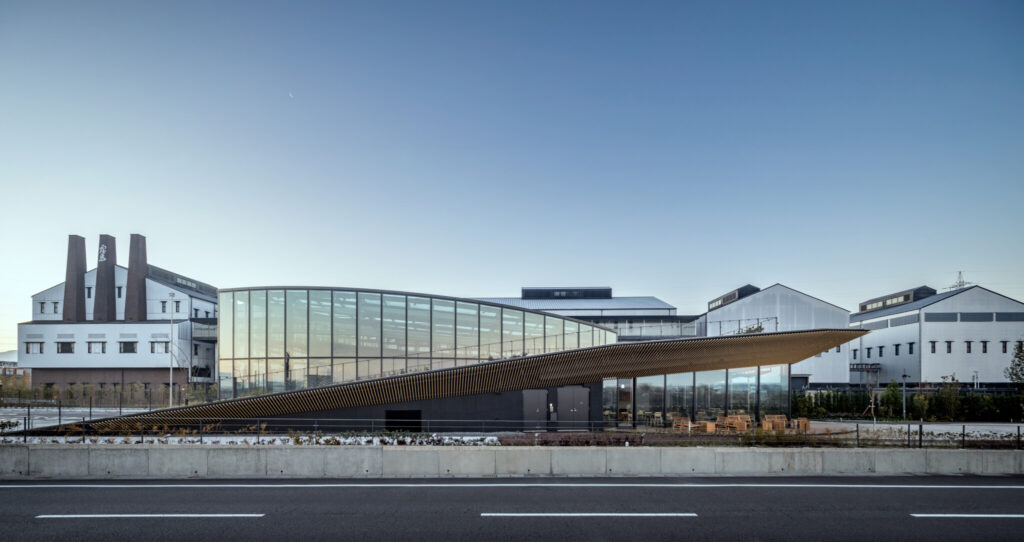 KIRISHIMA GREENSHIP icoia | © Kawasumi・Kobayashi Kenji Photograph Office