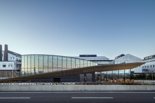 KIRISHIMA GREENSHIP icoia | © Kawasumi・Kobayashi Kenji Photograph Office