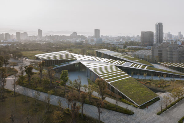 Taiwan Feng Chia University New Campus (© YHLAA Photography) Taiwan Feng Chia University New Campus (© YHLAA Photography)