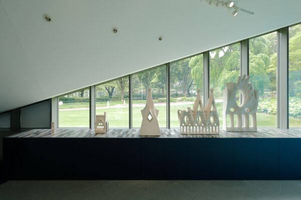 ExhibitionGaudí: Windows on the Future (© Munetaka Onodera) ExhibitionGaudí: Windows on the Future (© Munetaka Onodera)