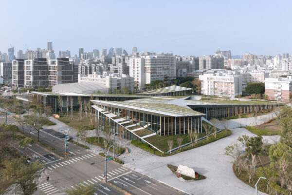 Taiwan Feng Chia University New Campus (© YHLAA Photography) Taiwan Feng Chia University New Campus (© YHLAA Photography)