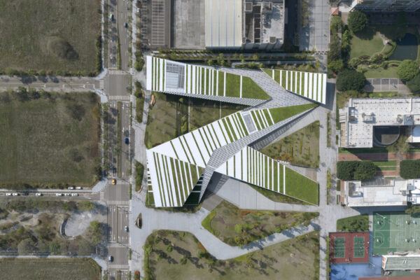 Taiwan Feng Chia University New Campus (© YHLAA Photography) Taiwan Feng Chia University New Campus (© YHLAA Photography)