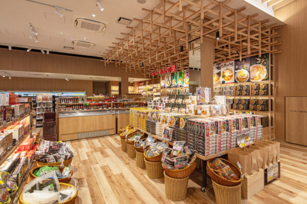 Sano Service Area Inbound (© Shinji Miyamoto)