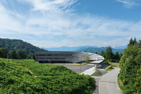 Fukui Prefectural University, Faculty of Dinosaur Paleontology | © Katsumasa Tanaka